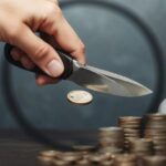 Jak odróżnić oszczędzanie z głową od cięcia wydatków na ślepo